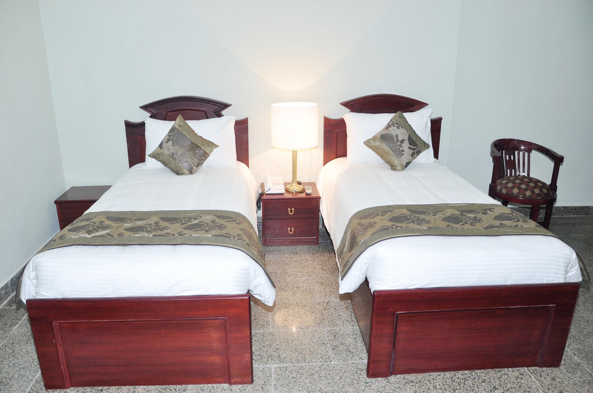 Oyo 367 Hotel Forest Green New Delhi Exterior photo