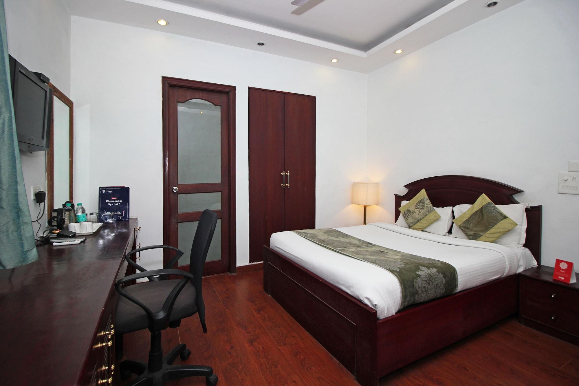 Oyo 367 Hotel Forest Green New Delhi Exterior photo