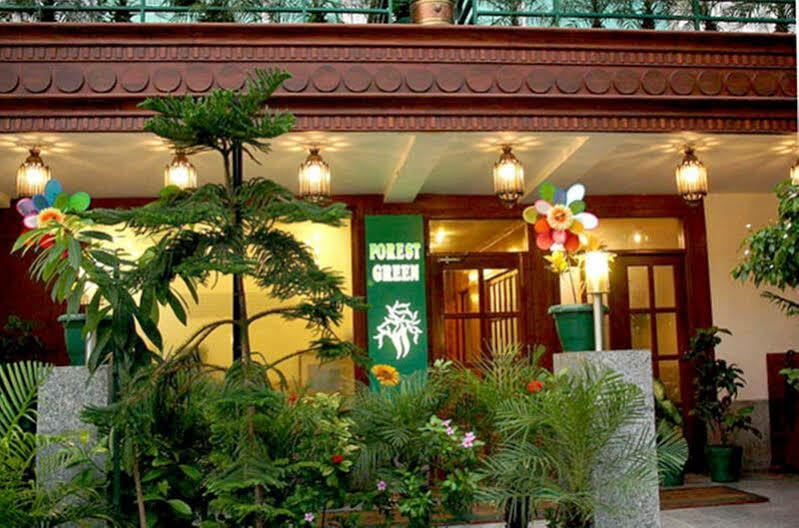 Oyo 367 Hotel Forest Green New Delhi Exterior photo